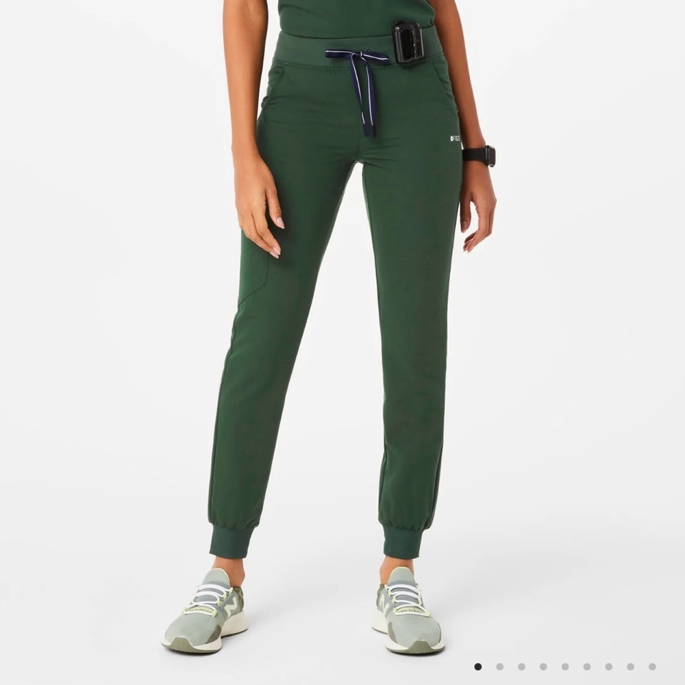 Figs Zamora Jogger Scrub Pants- British Racing Green